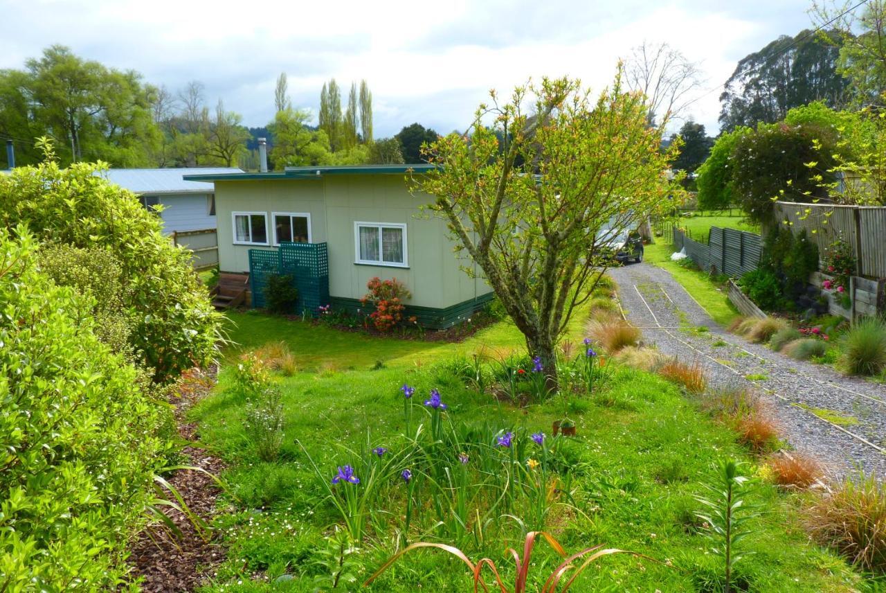 Grandad's Homestay 298 Taumarunui Exterior foto