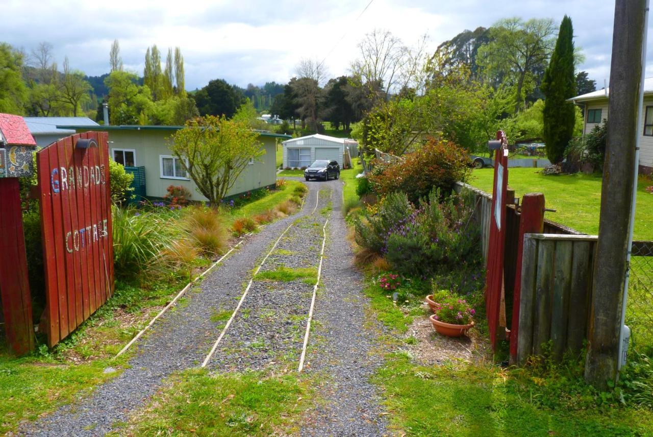 Grandad's Homestay 298 Taumarunui Exterior foto
